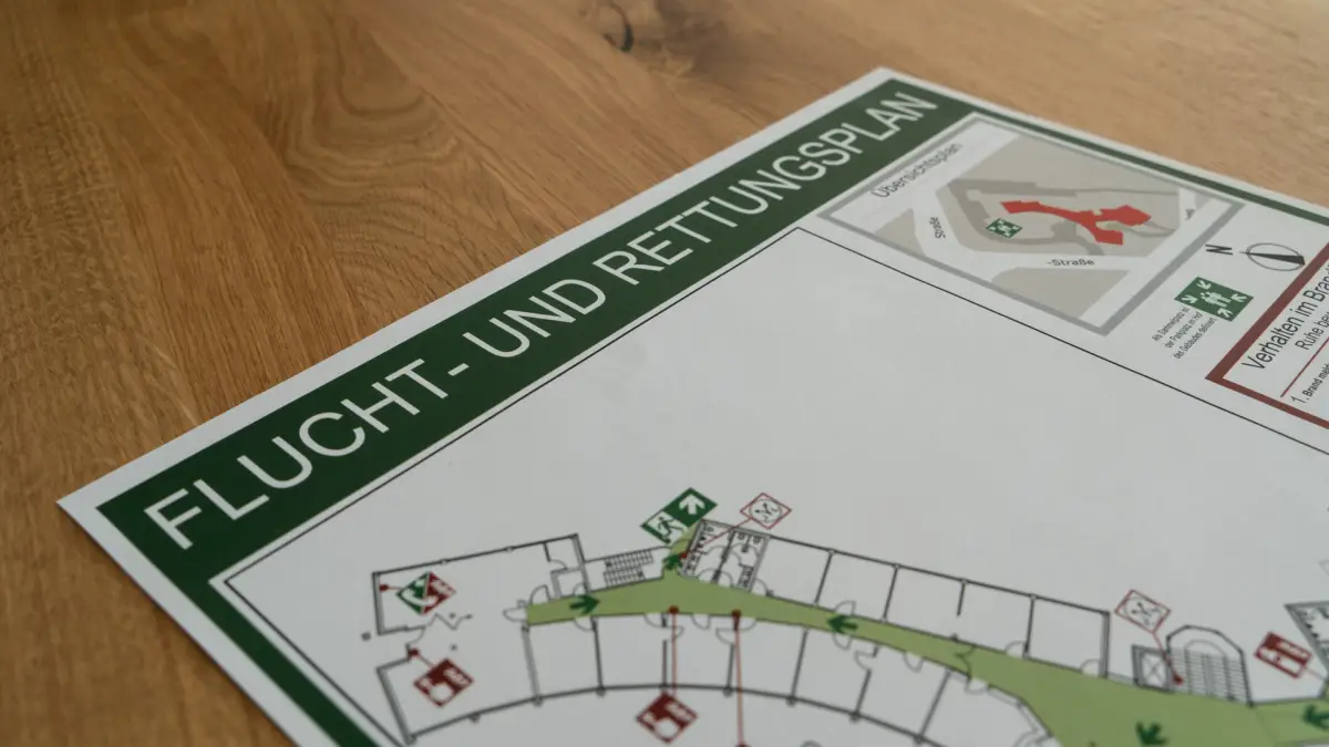 Flucht- und Rettungsplan in Hotelzimmer – ITC Lexikon