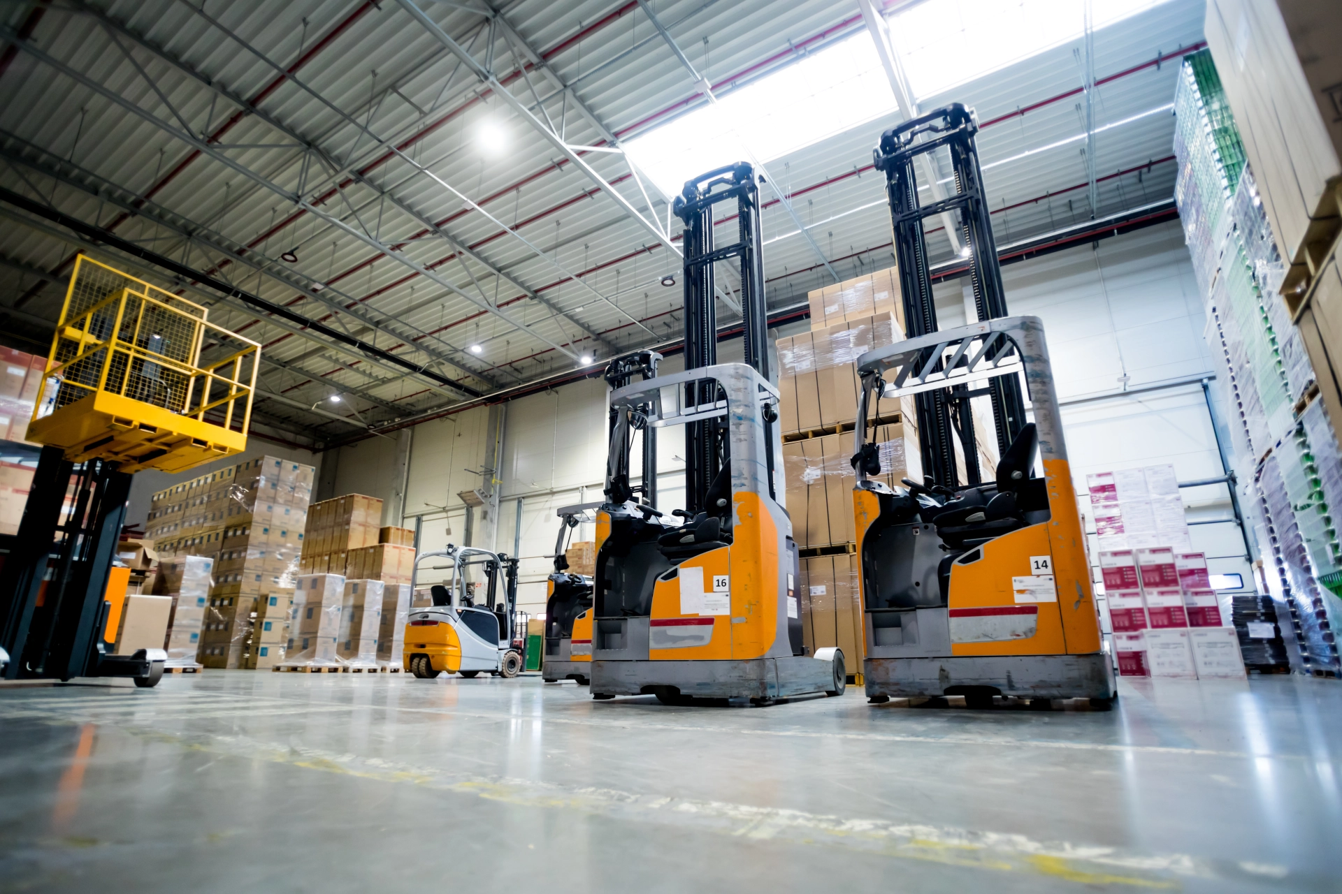 Gabelstapler Zusatzqualifikation (Stufe 2) für Schmalgangstapler – Grundausbildung bei ITC Graf