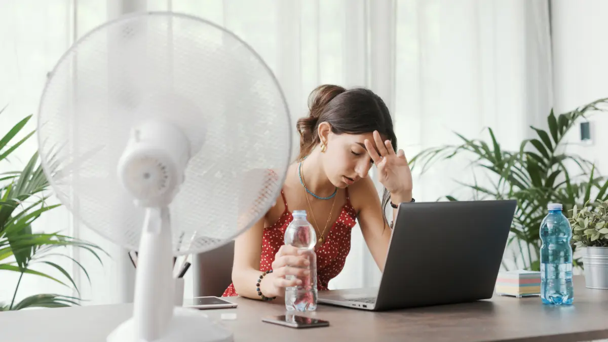 2026_07_Arbeitsplatzmanagement im Sommer