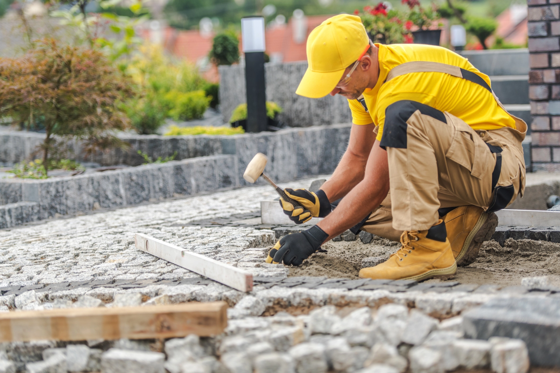 Arbeits- und Gesundheitsschutz auf Friedhöfen – Kommunen, Bau- Betriebshöfe und Bauunternehmen bei ITC Graf