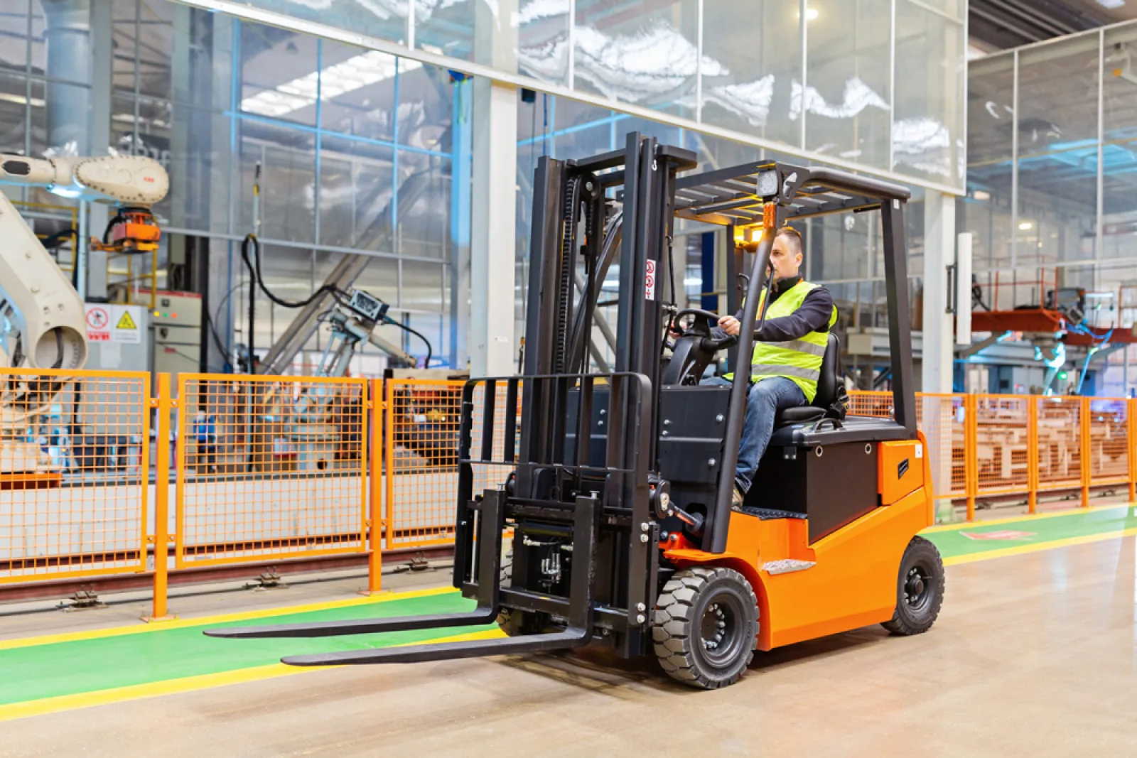 Staplerschein Ausbildung absolvieren